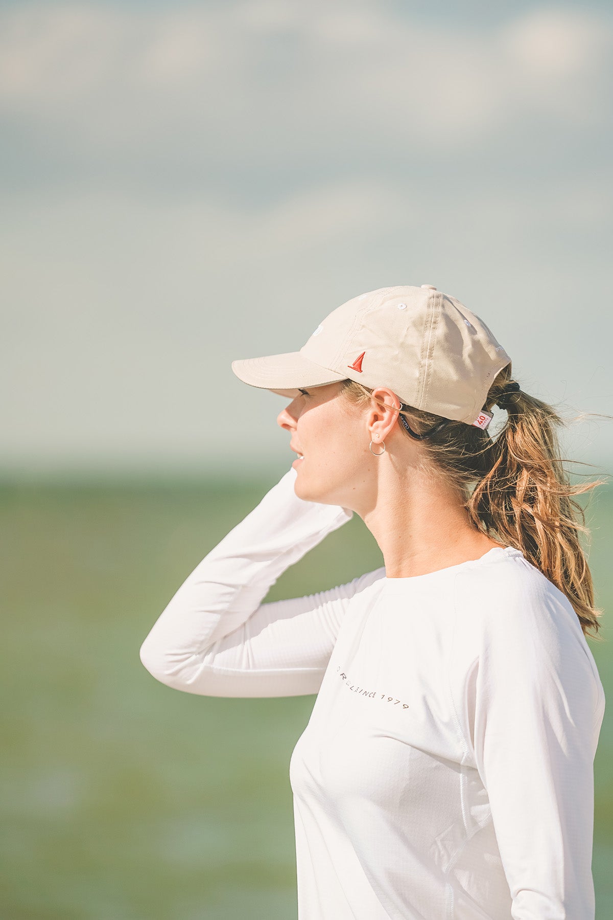 Fast Dry Musto Cap, Light Stone with X-Yachts logo