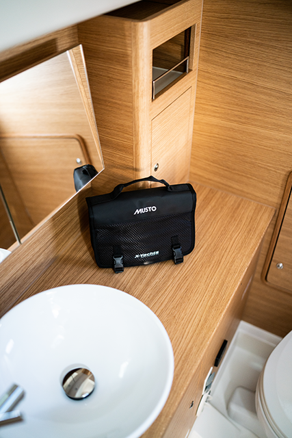 Musto Wash bag, Black