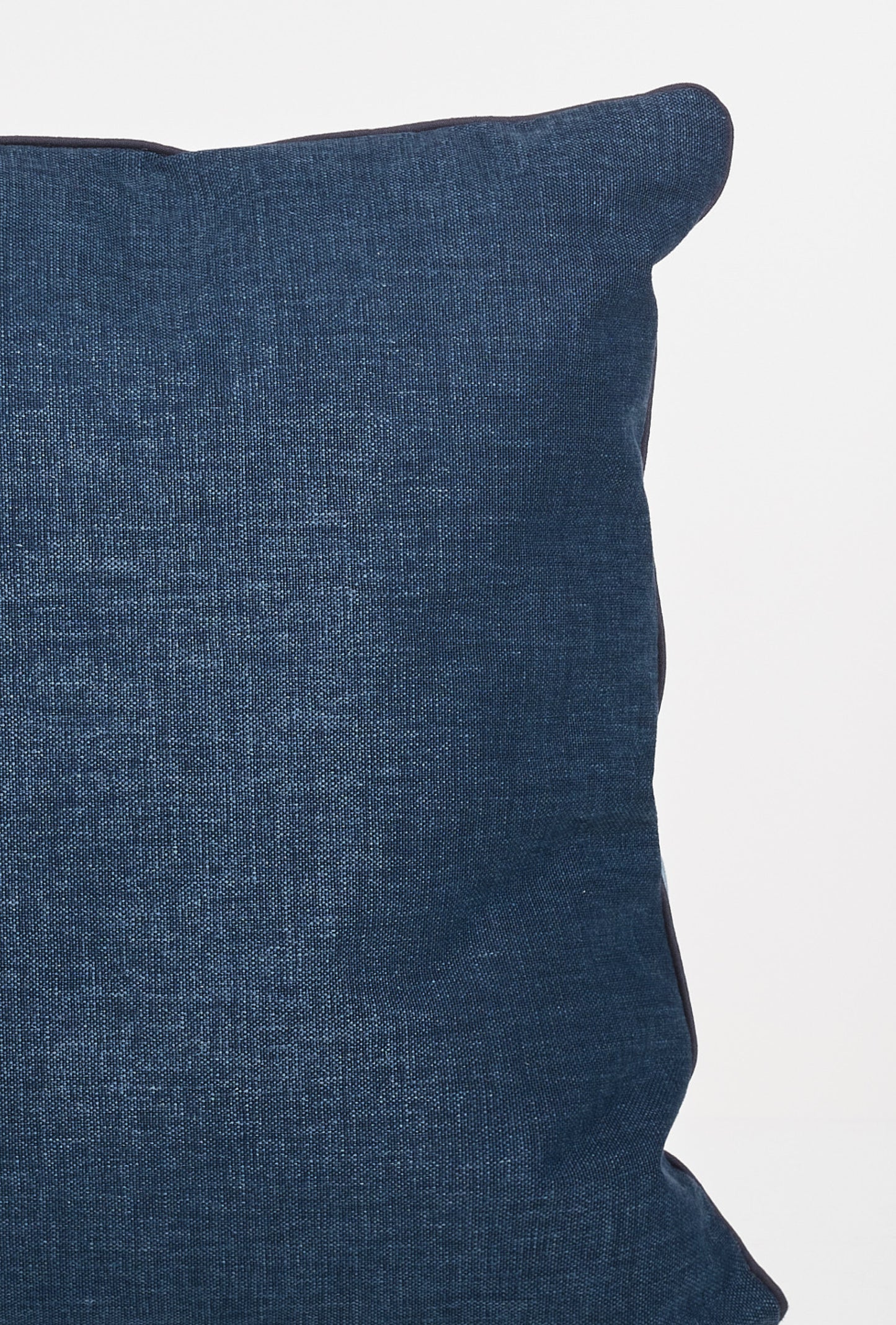 KATHRINE Brushed cotton decorative cushion - Deep Blue / Light Blue (42x42)