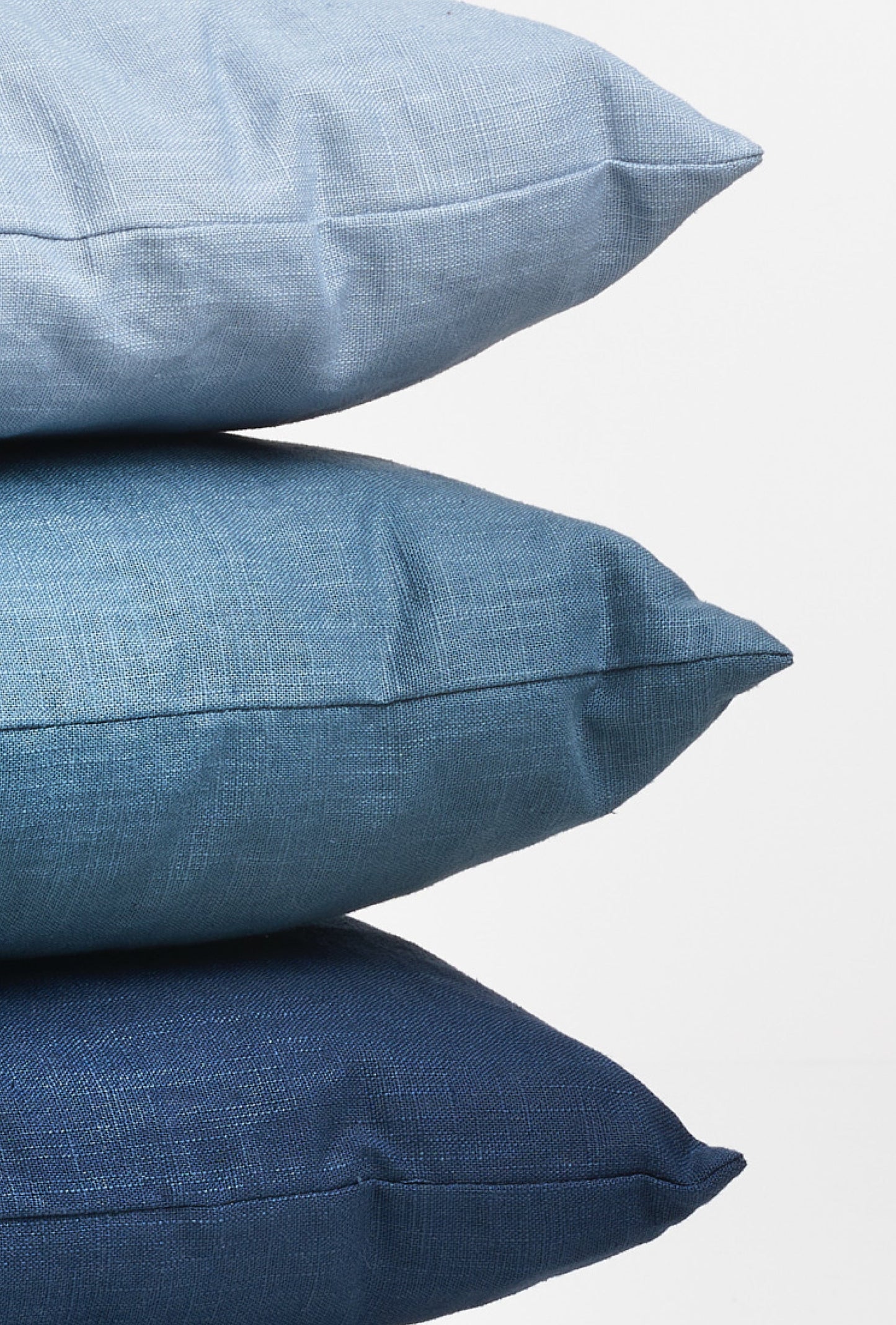 MARIE Decorative linen cushion - Petroleum Blue (42x42)