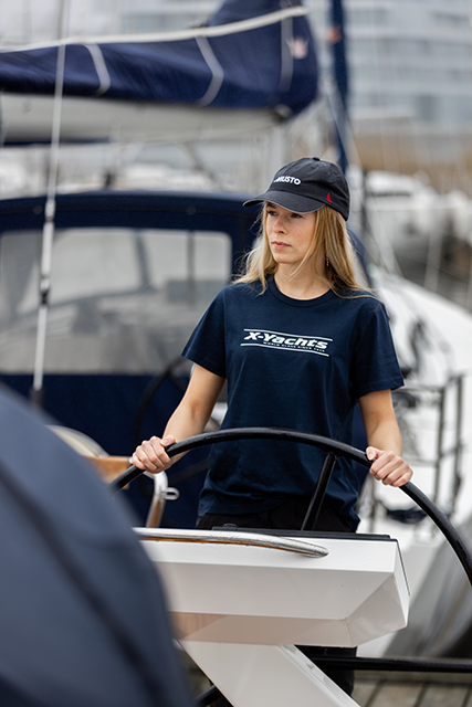 Fast Dry Musto Cap, Black with X-Yachts logo